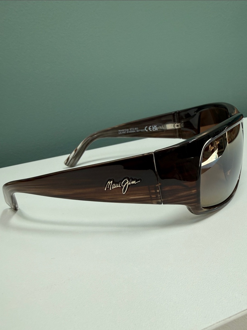 Maui Jim World Cup chocolate fade striped frame and polarized lenses - Picture 3 of 12